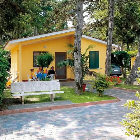 Villaggio Turistico Internazionale Resort 4*
