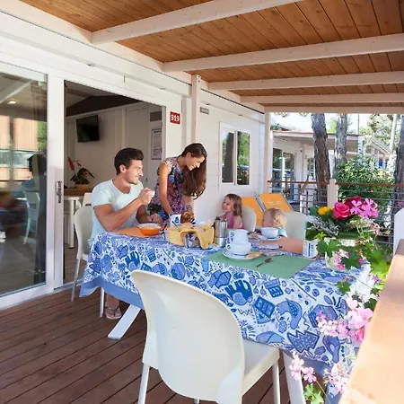 维拉格奥图里斯蒂科国际酒店 比比翁