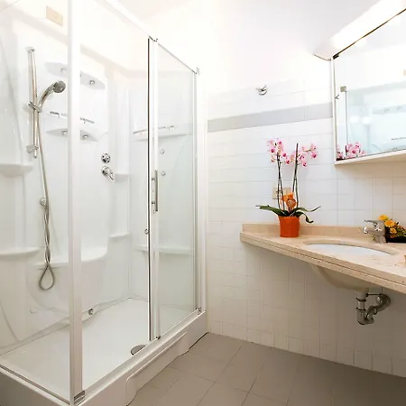 维拉格奥图里斯蒂科国际酒店 度假村 比比翁