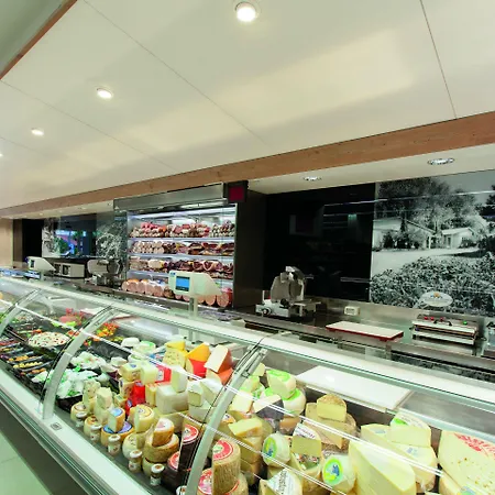 维拉格奥图里斯蒂科国际酒店