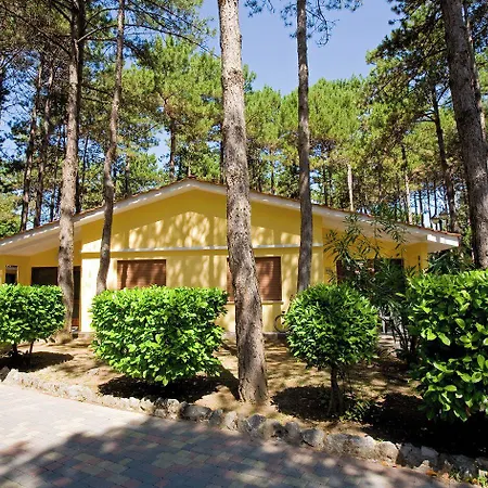 Villaggio Turistico Internazionale Resort 5*