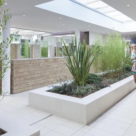 维拉格奥图里斯蒂科国际酒店 度假村 比比翁